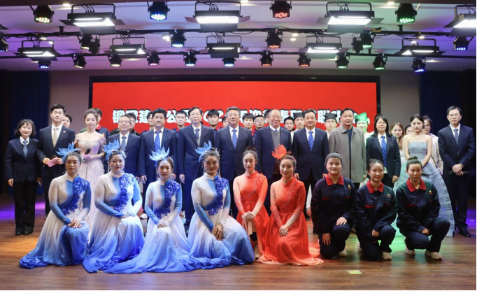 公司舉辦2026年迎新春聯(lián)歡會(huì)